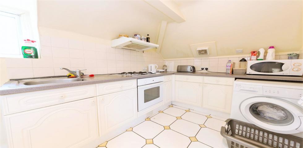 Modern South Hampstead Apartment Woodchurch Road, West Hampstead